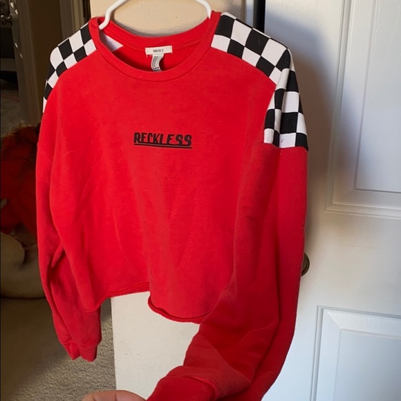 Long sleeve. sweater. Forever 21 - Picture 2 of 2